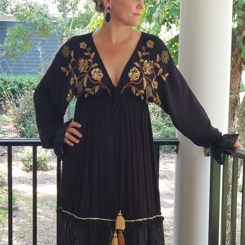 Boho style dress with tassels